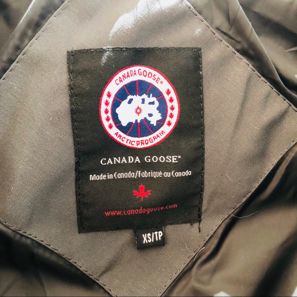 NWT Canada Goose Shelburne Parka - Picture 6 of 8